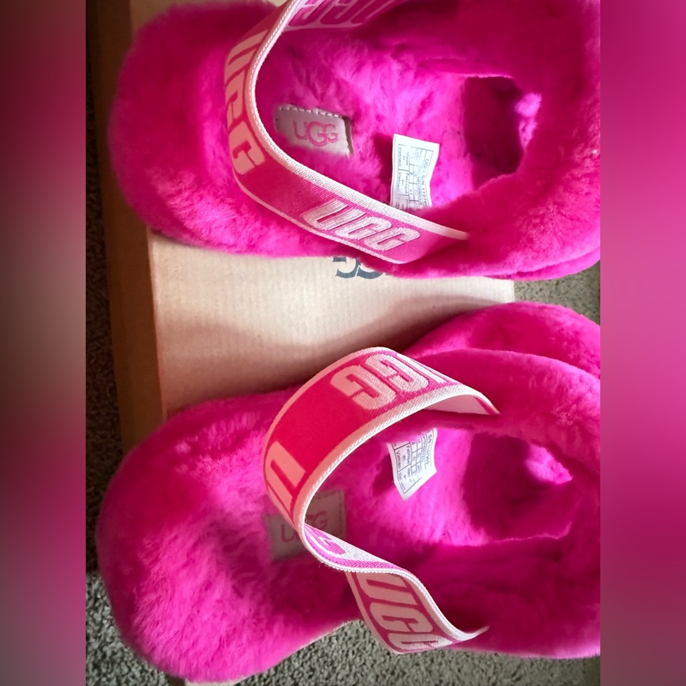 UGG oh yeah slippers size 10 - Picture 5 of 13